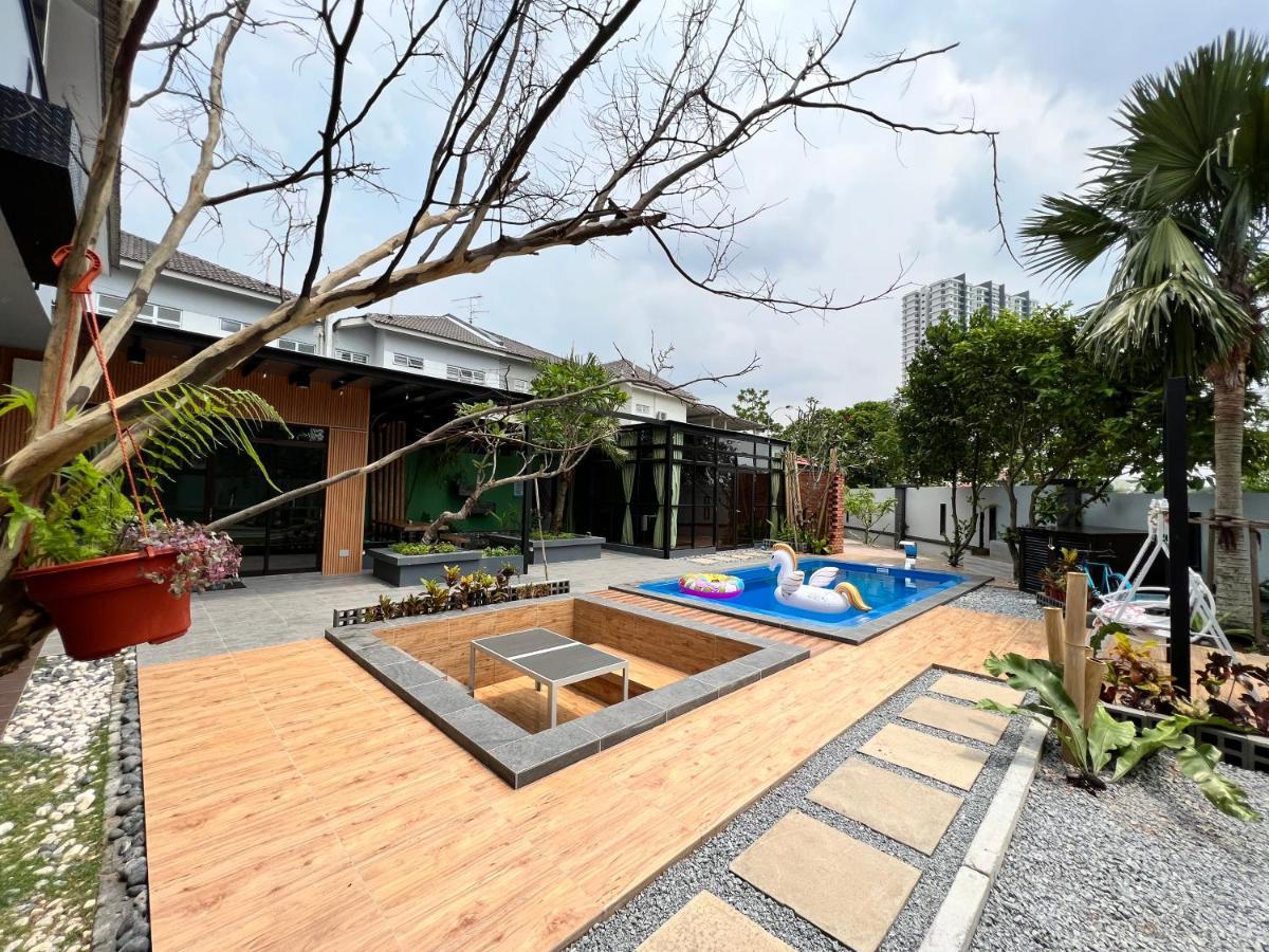 The Uniique Haus - Johor 1St Staycation Water Dining Experience Johor Bahru Dış mekan fotoğraf