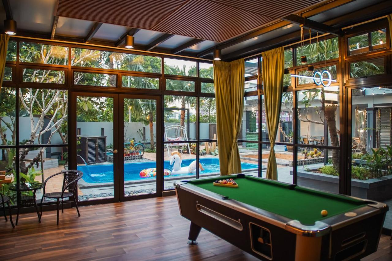 The Uniique Haus - Johor 1St Staycation Water Dining Experience Johor Bahru Dış mekan fotoğraf
